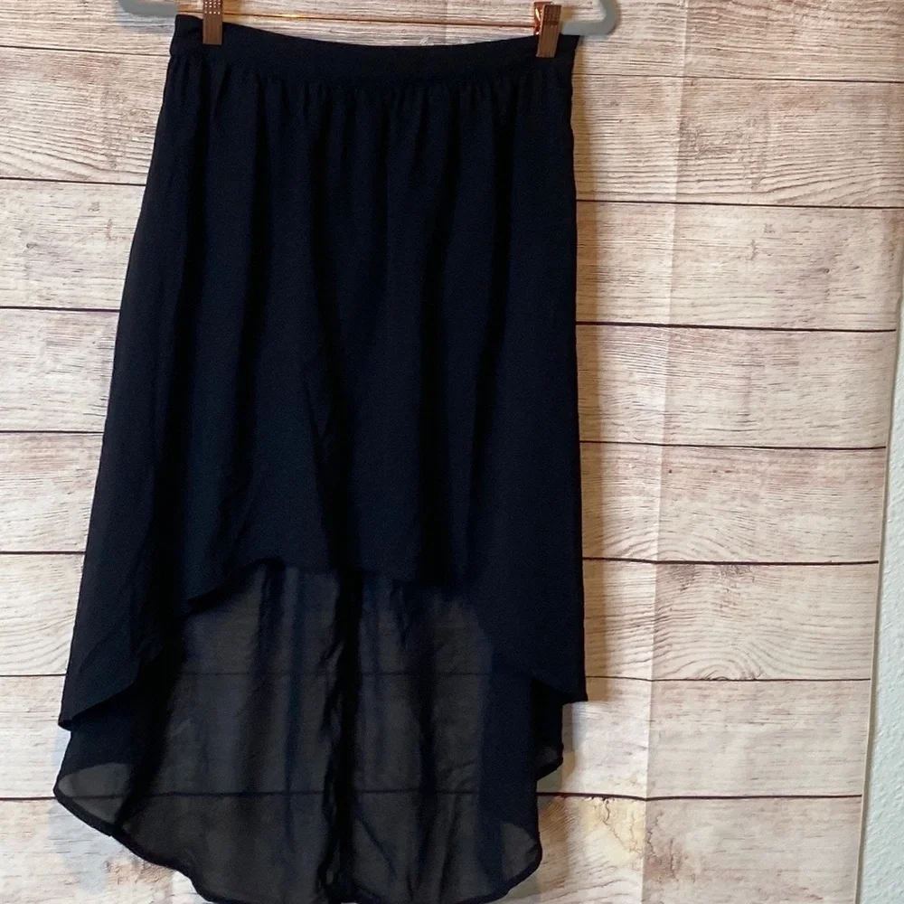 💜💜 Forever 21 Hi-Lo Lined Sheer Skirt Size M